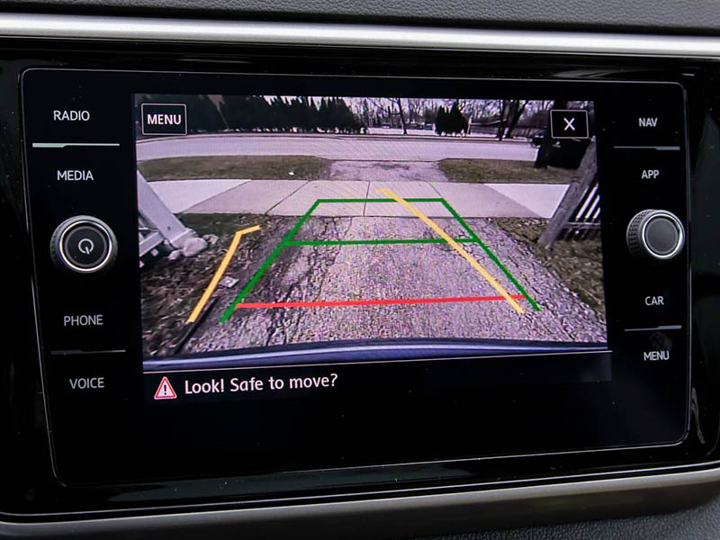 Autoradio double DIN avec caméra de recul