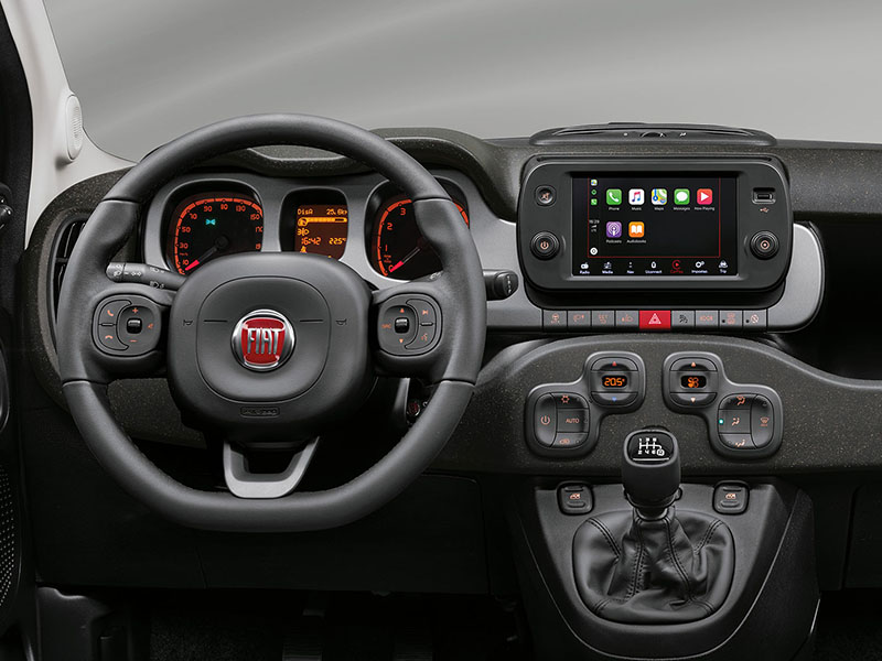 ᐈ Autoradio Fiat Panda: renfort d'infotainment pour la citadine