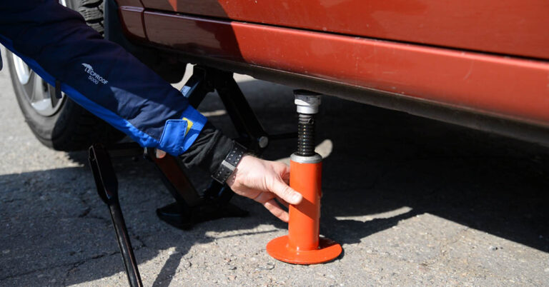 L’avantage d’utiliser un matériel de levage voiture comme un cric