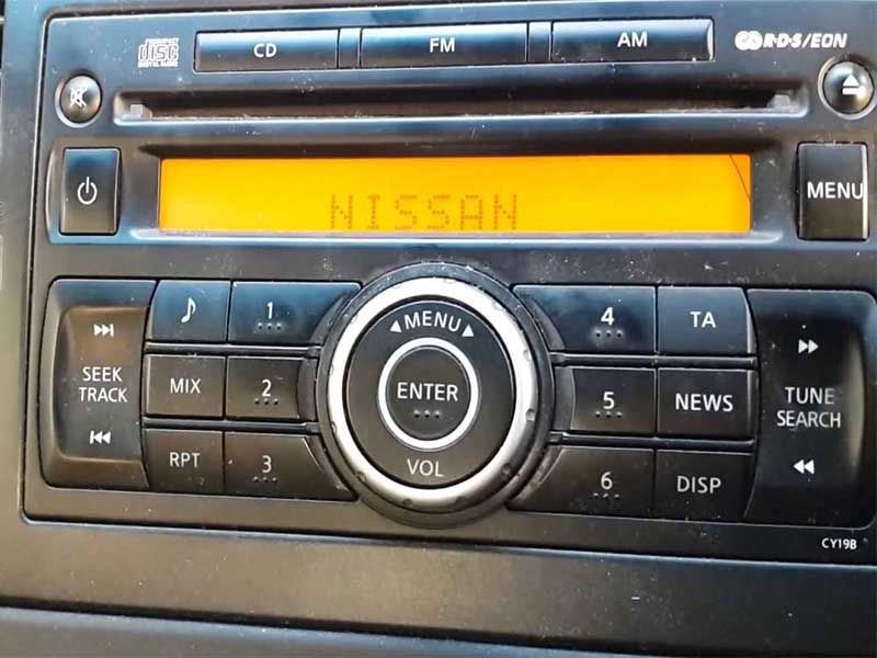 code auto radio