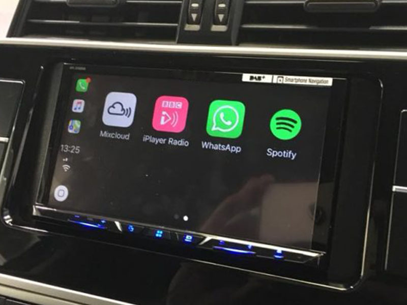 Comment enlever un poste radio ? - Autoradio Android Auto