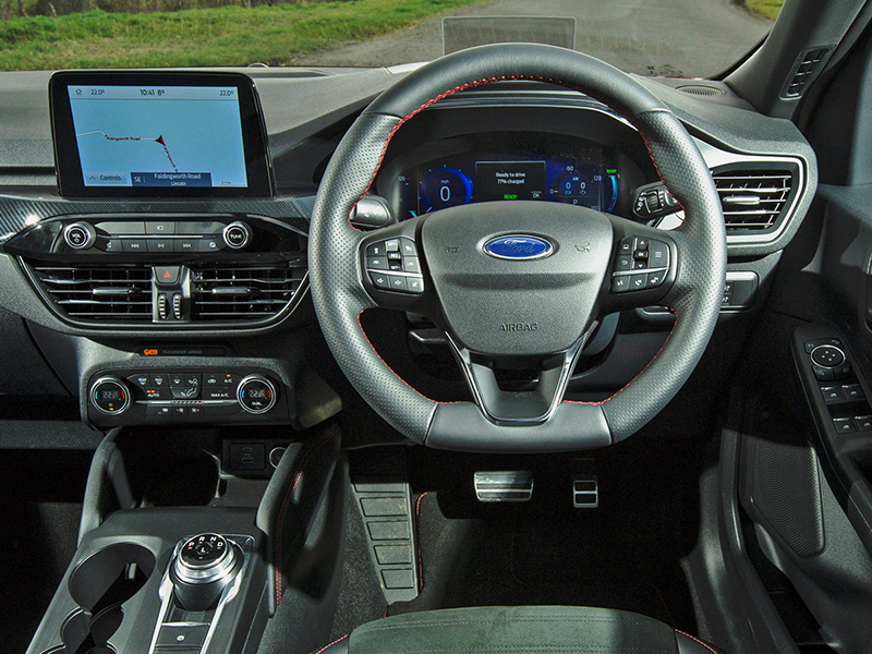 code radio Ford